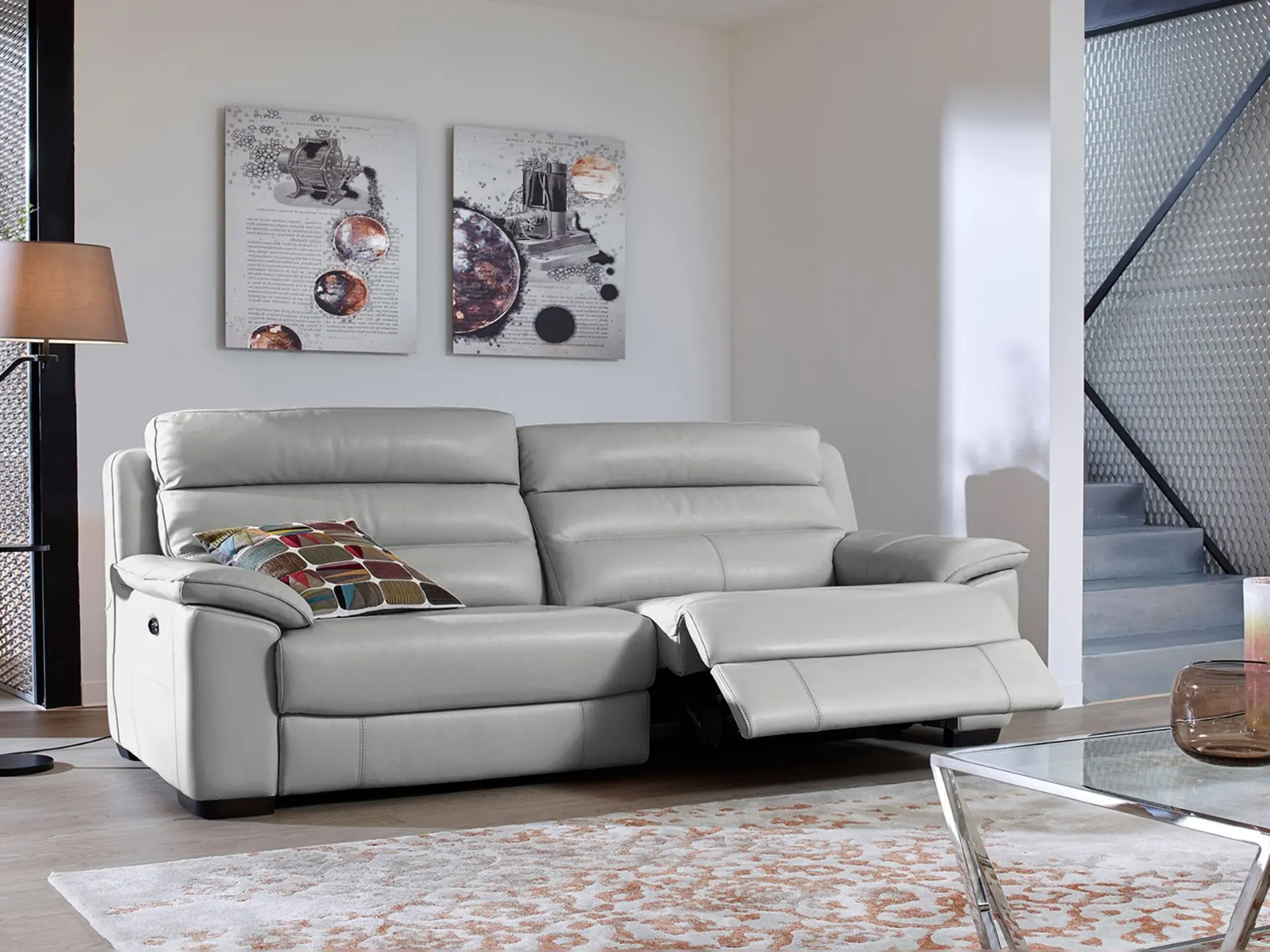 canapé-relax-en-cuir-gris-jean
