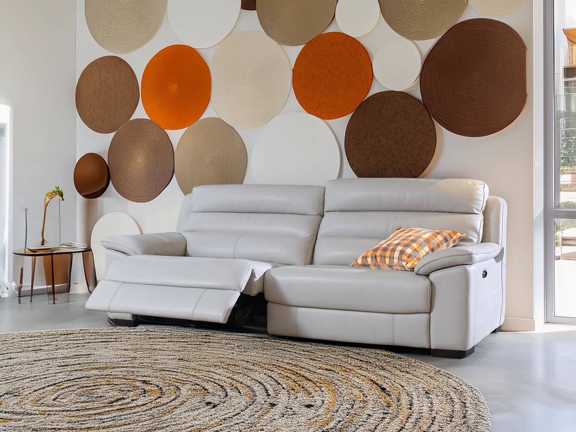 canapé-relax-en-cuir-gris-jean