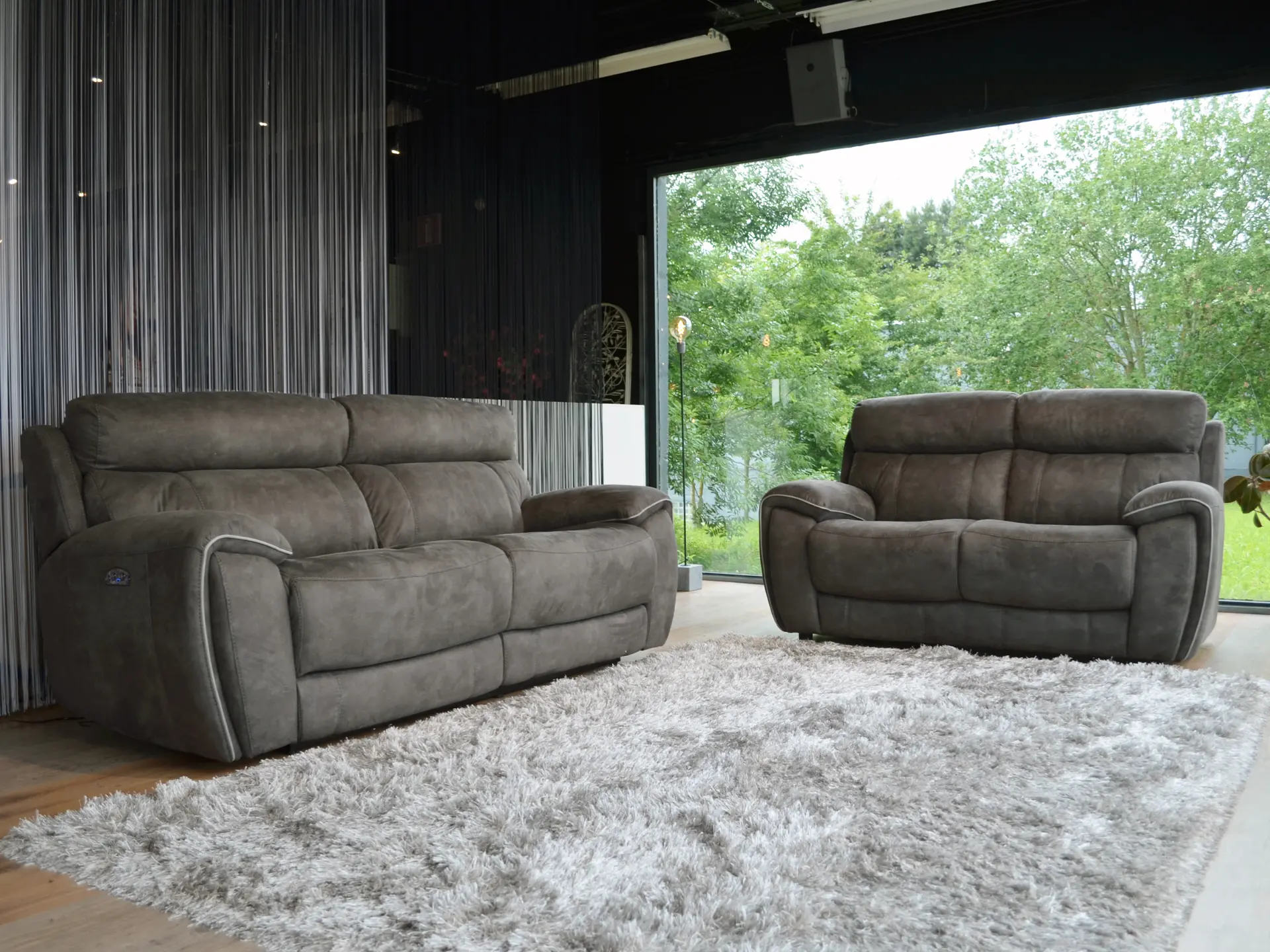 Salon-3+2-relax-en-tissu- DOUGLAS-