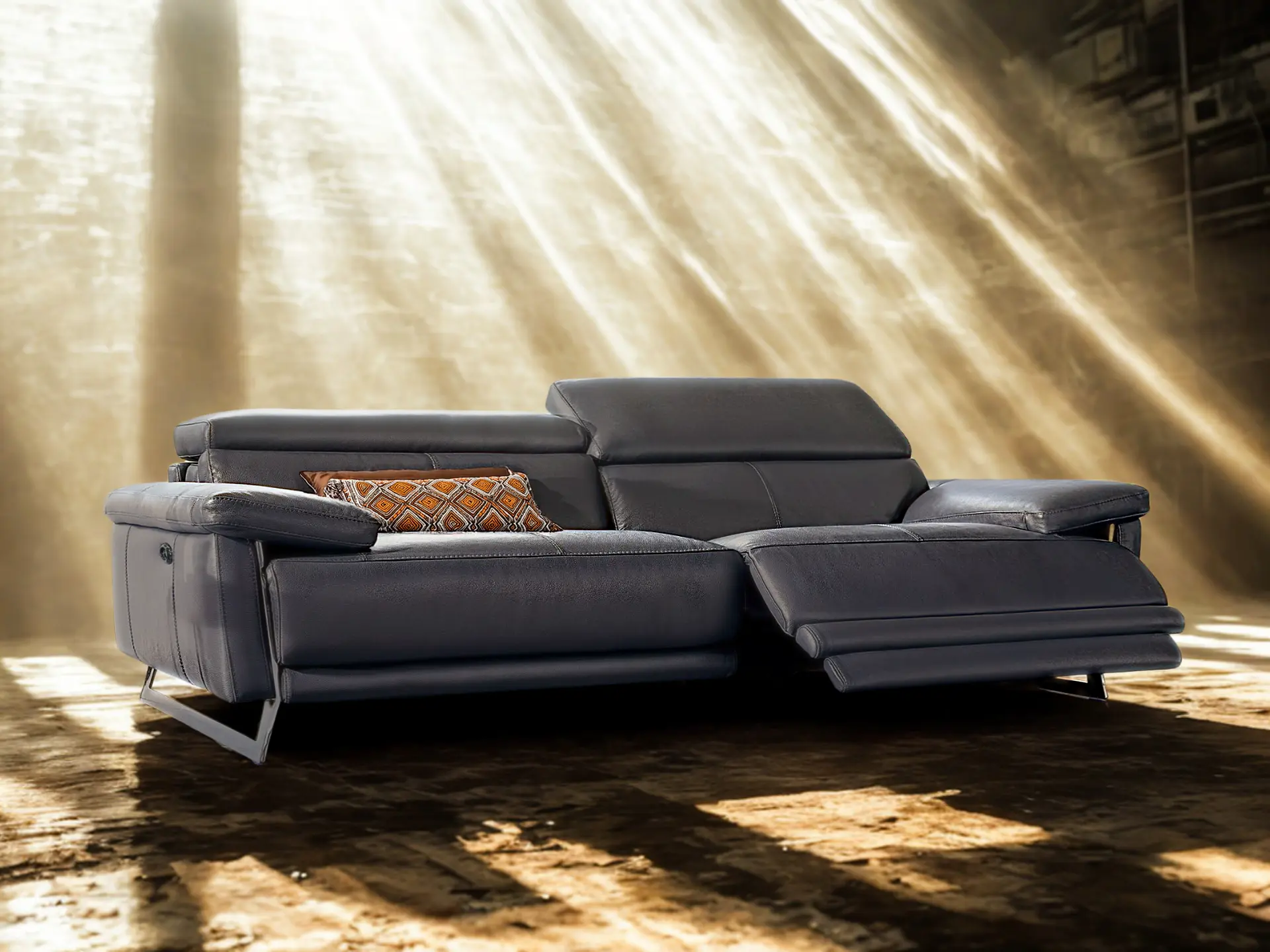 Canapé cuir Ruben Canapé en cuir avec relax decosalon